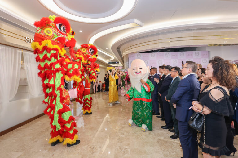 ELLE: SOCIÉ – thương hiệu làm đẹp Nhật Bản với gần 65 năm lịch sử chính thức có mặt tại Việt Nam